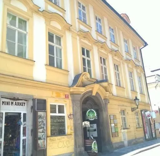 Charles Bridge, Old Town3 Min Walk Private E Апартаменты