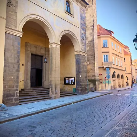 Charles Bridge, Old Town3 Min Walk Private E 홈스테이 *